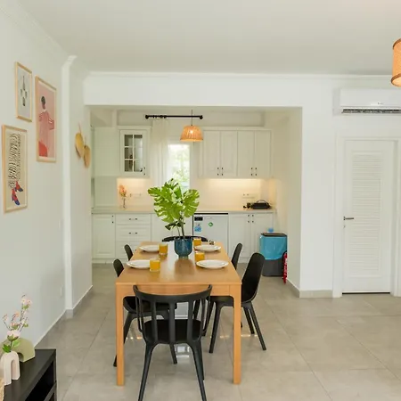 Nergis By Safiya Göcek