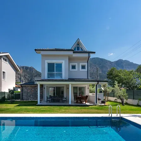 Nergis By Safiya * Göcek