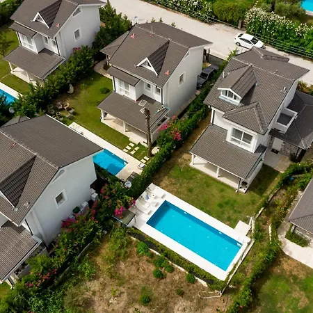 Apartman Nergis By Safiya Göcek